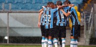 Grêmio fura retranca e estreia na temporada com vitória contra Ypiranga